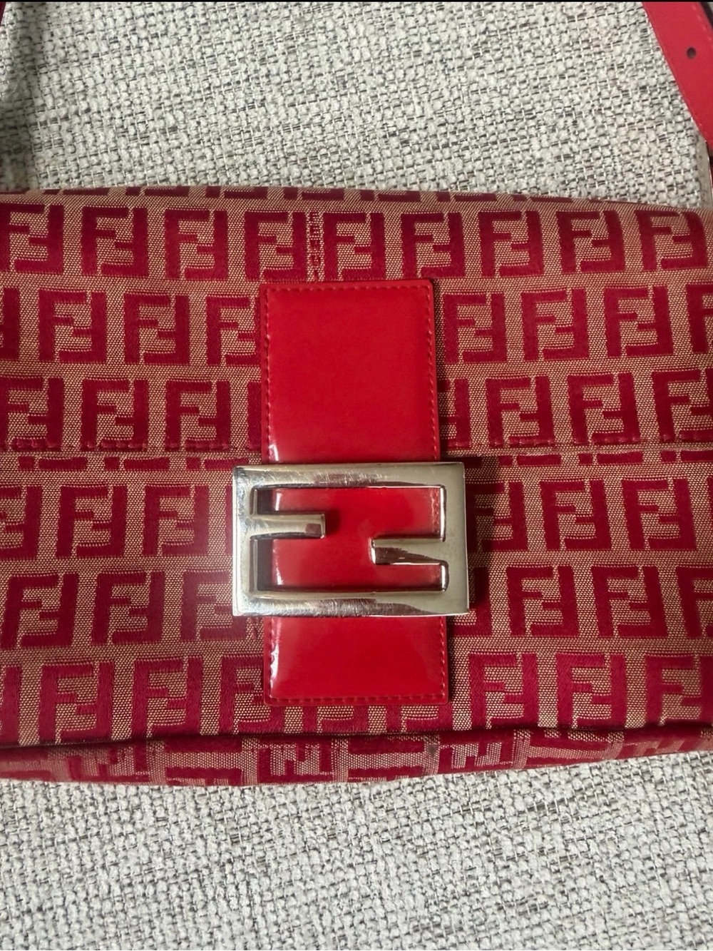 Fendi Red FF Logo Shoulder Bag with Silver Hardware - Picture 2 of 6